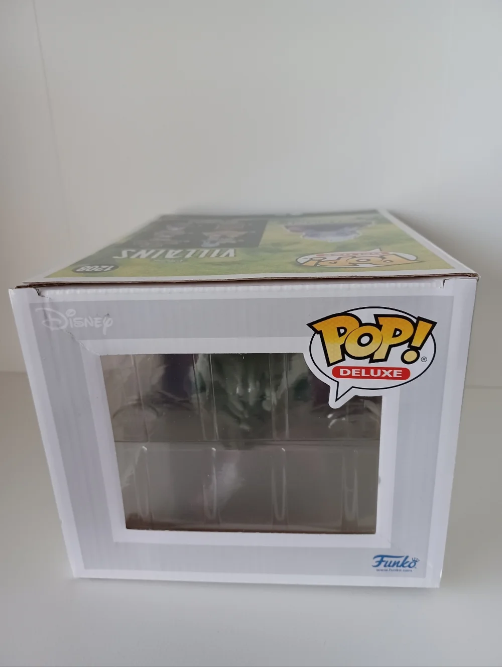 Disney Villains Assemble‎ Ursula With Eels 1208 The Little Mermaid Funko Pop